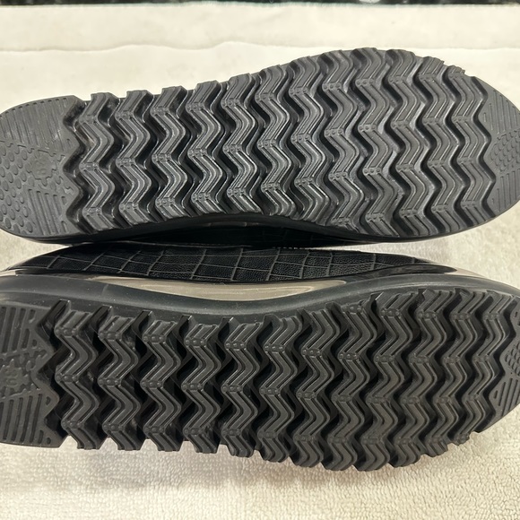 New but no tags. Orthopaedic flats. So comfortable - Picture 5 of 6